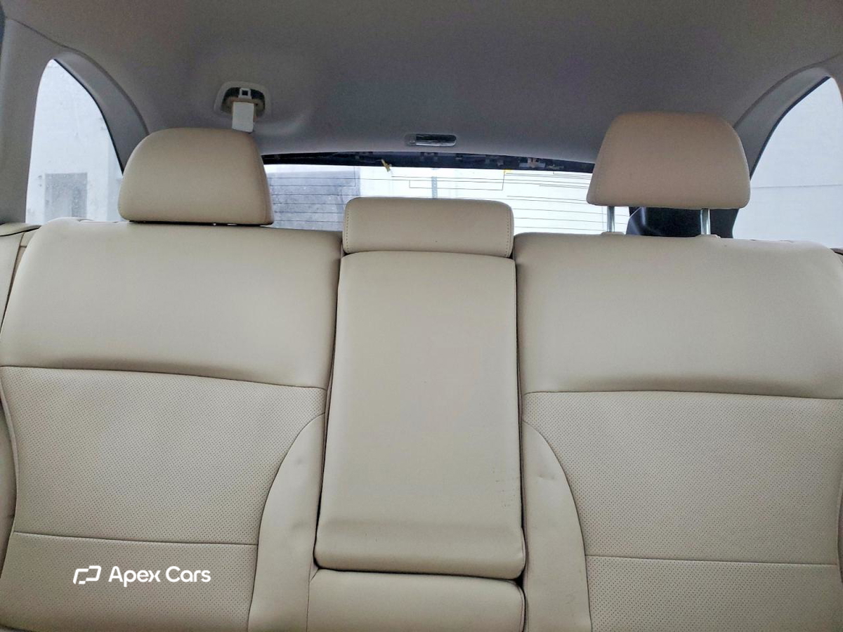 Subaru Outback 2016