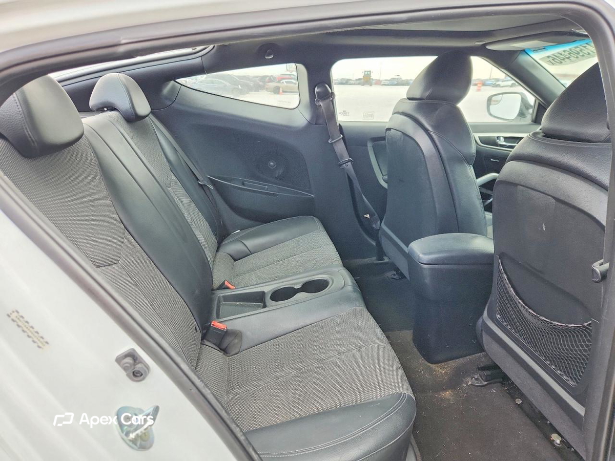 Hyundai Veloster 2016