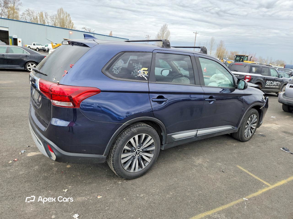 Mitsubishi Outlander 2020