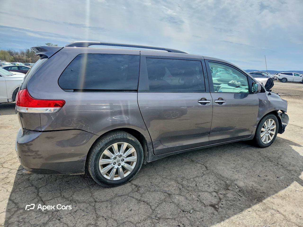 Toyota Sienna 2014
