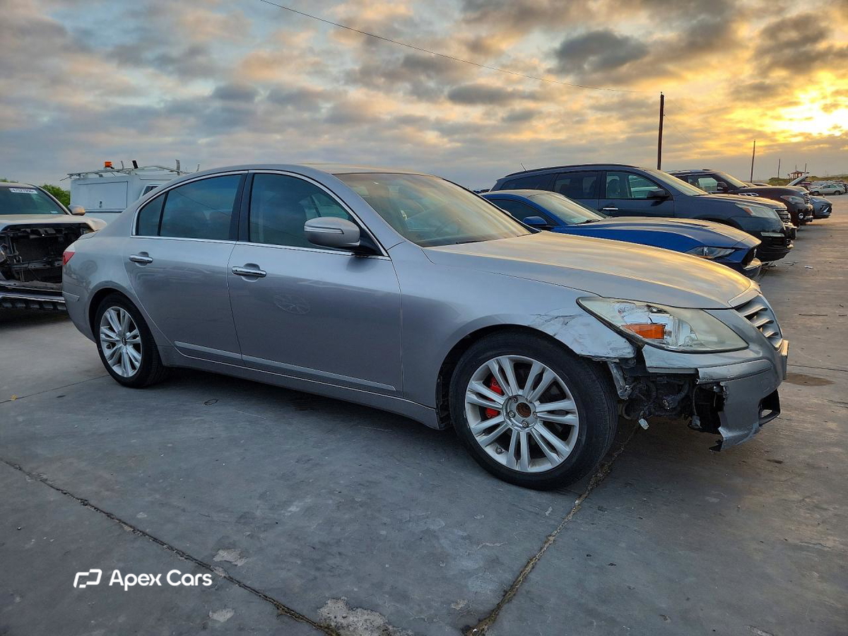 Hyundai Genesis 2010