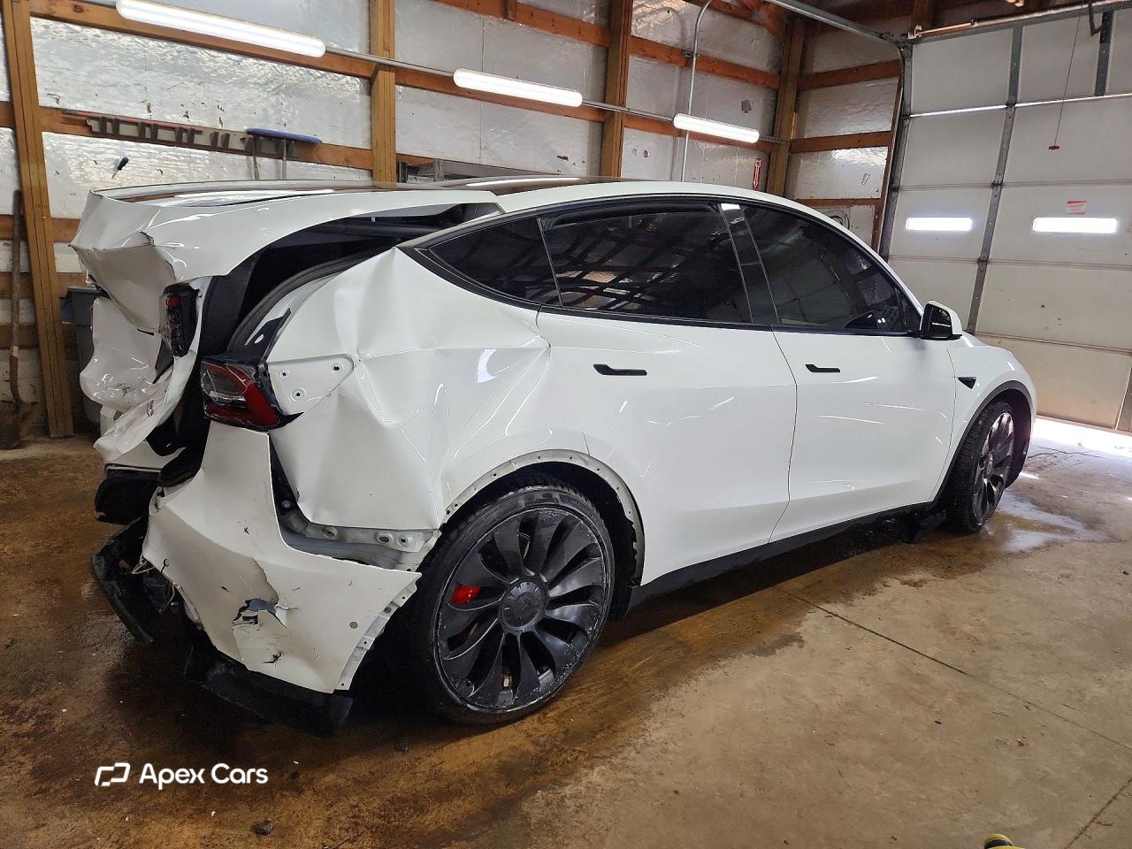 Tesla Model Y 2022