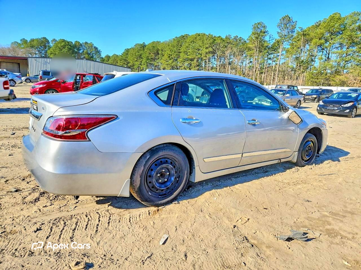 Nissan Altima 2015