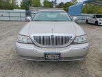 Lincoln Town Car 2011