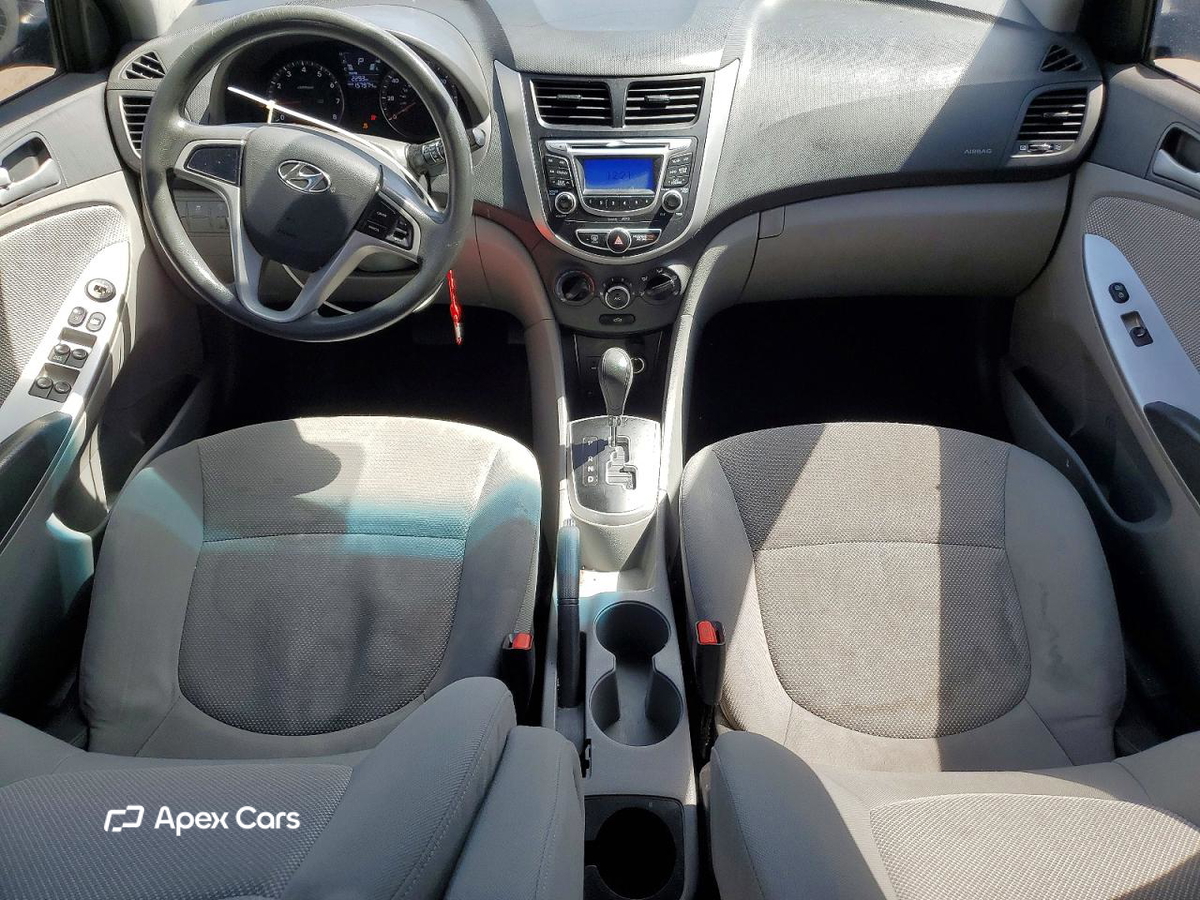 Hyundai Accent 2013