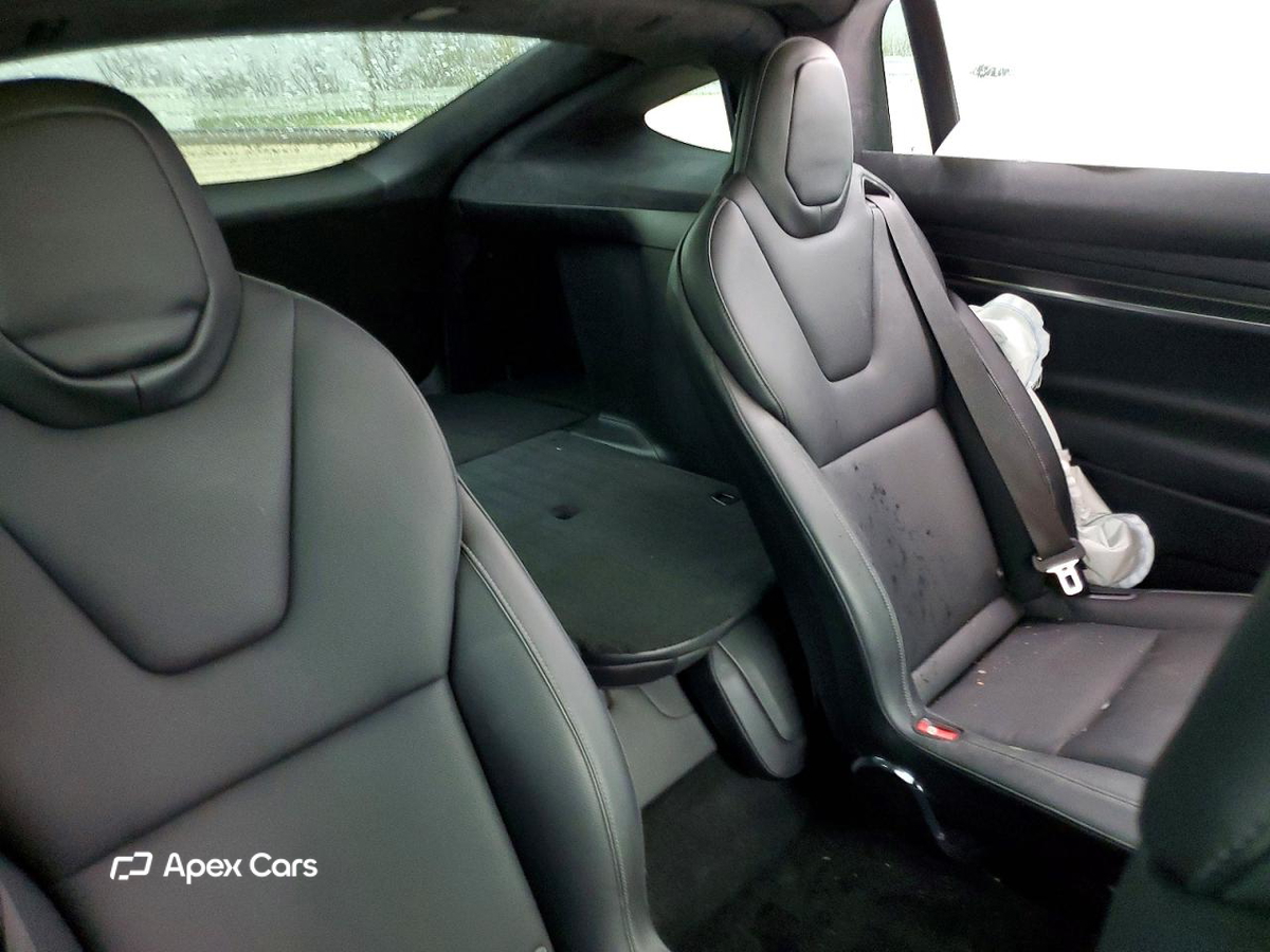 Tesla Model X 2022