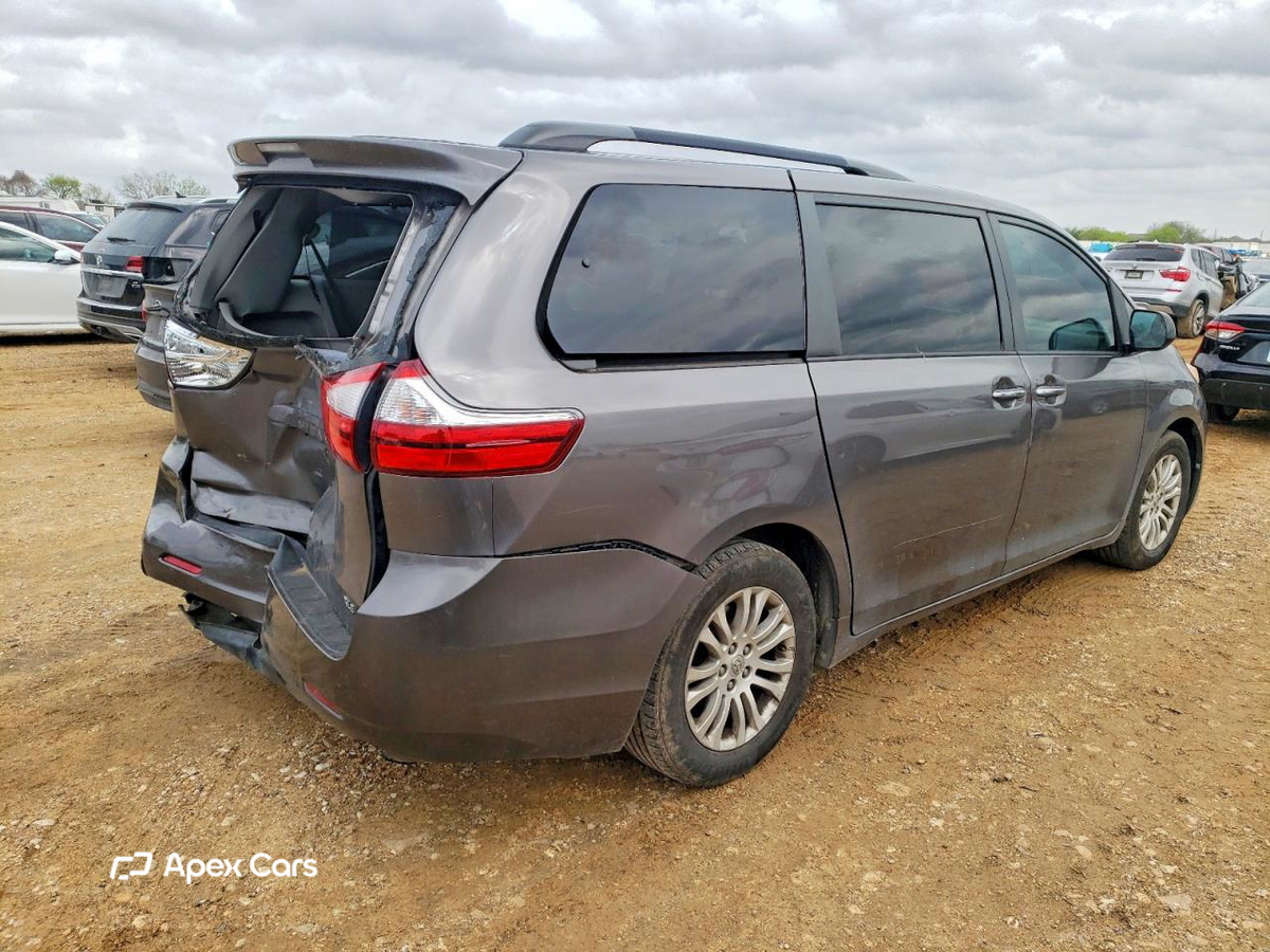 Toyota Sienna 2017