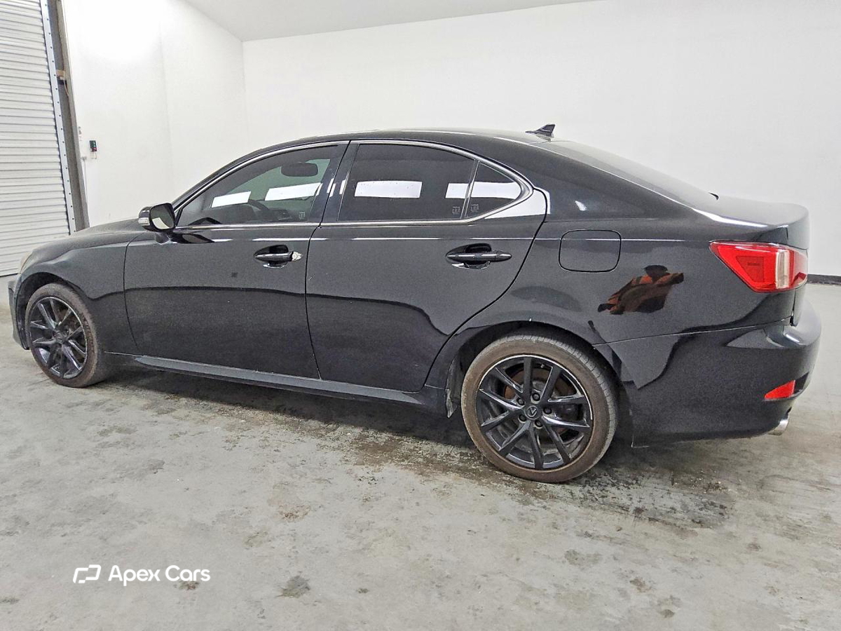 Lexus IS 2011