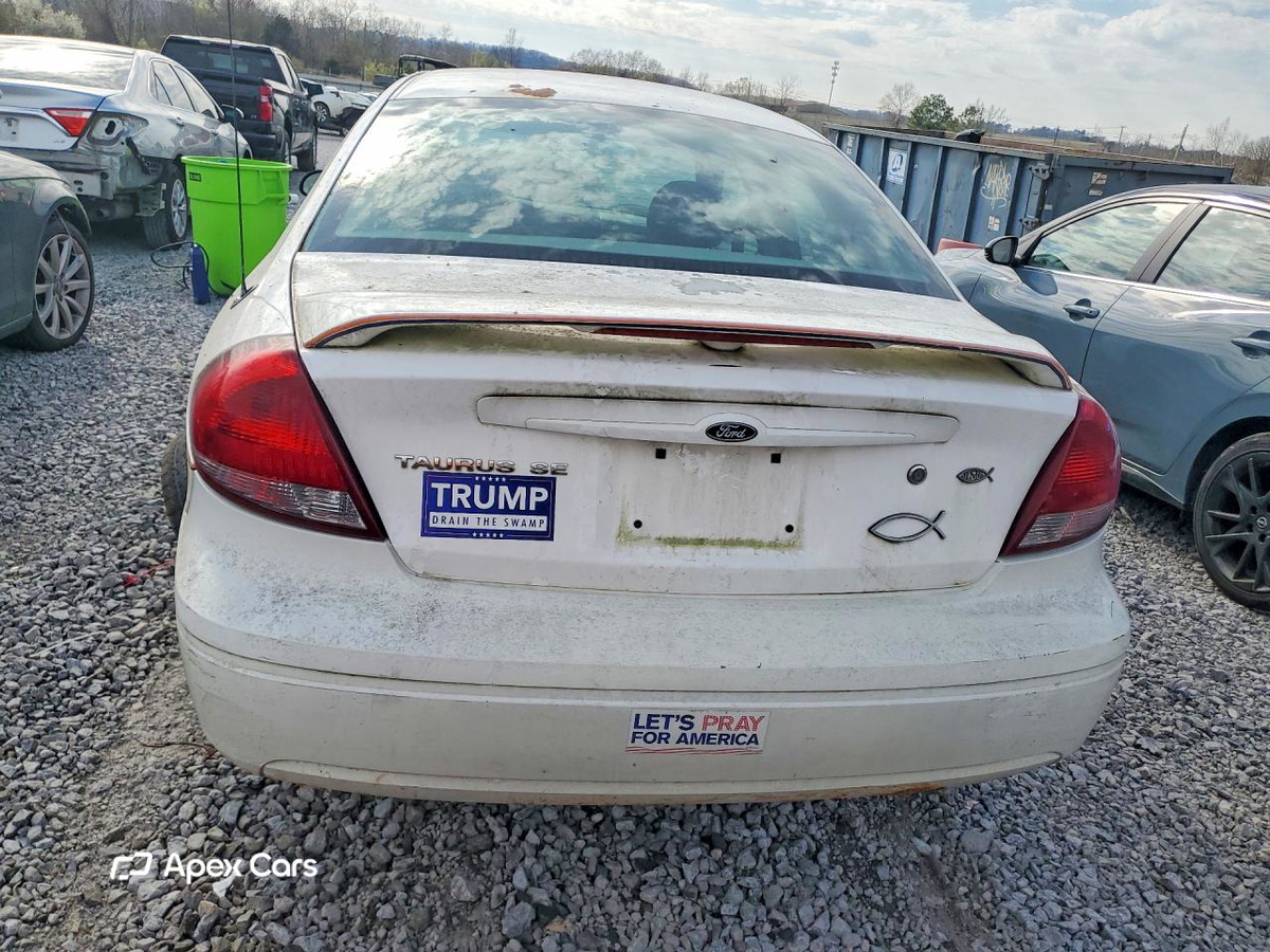 Ford Taurus 2005