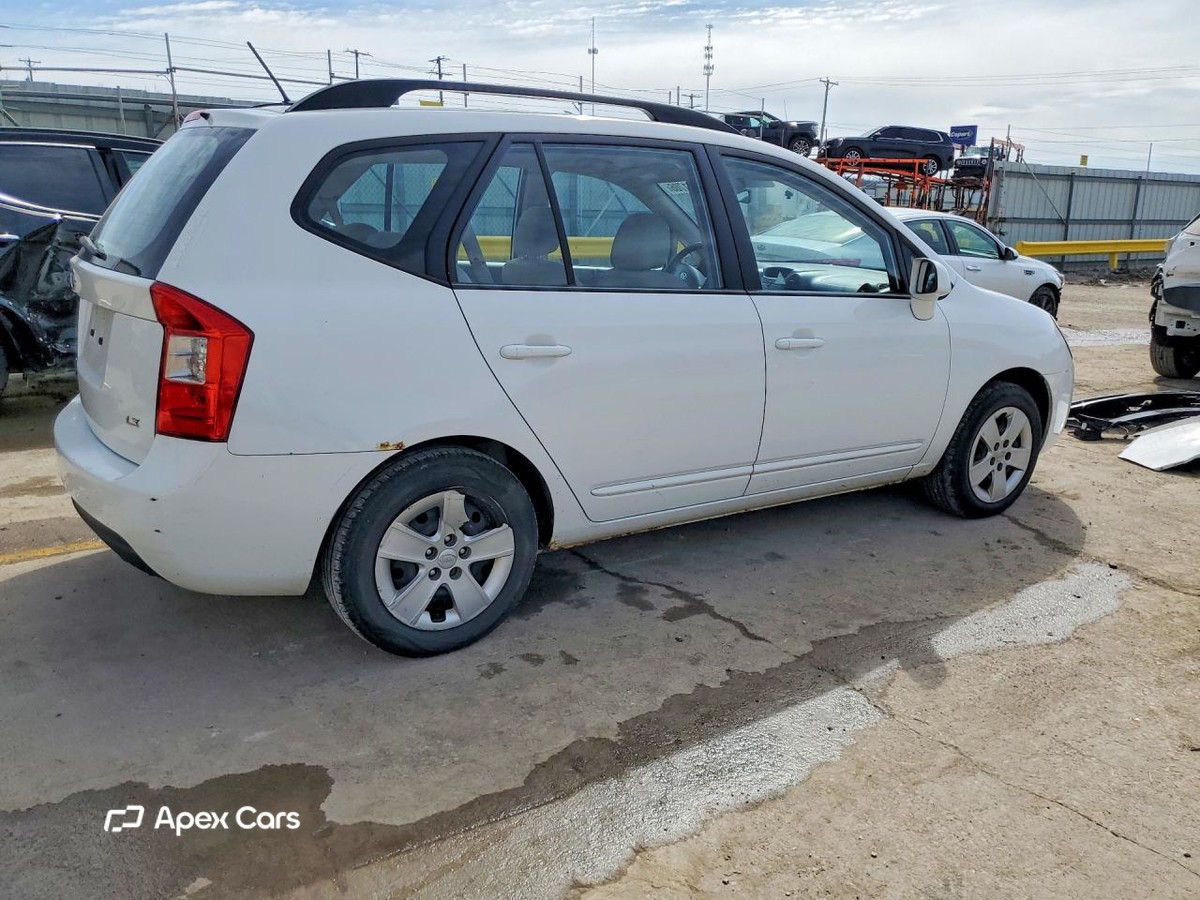 Kia Rondo 2009