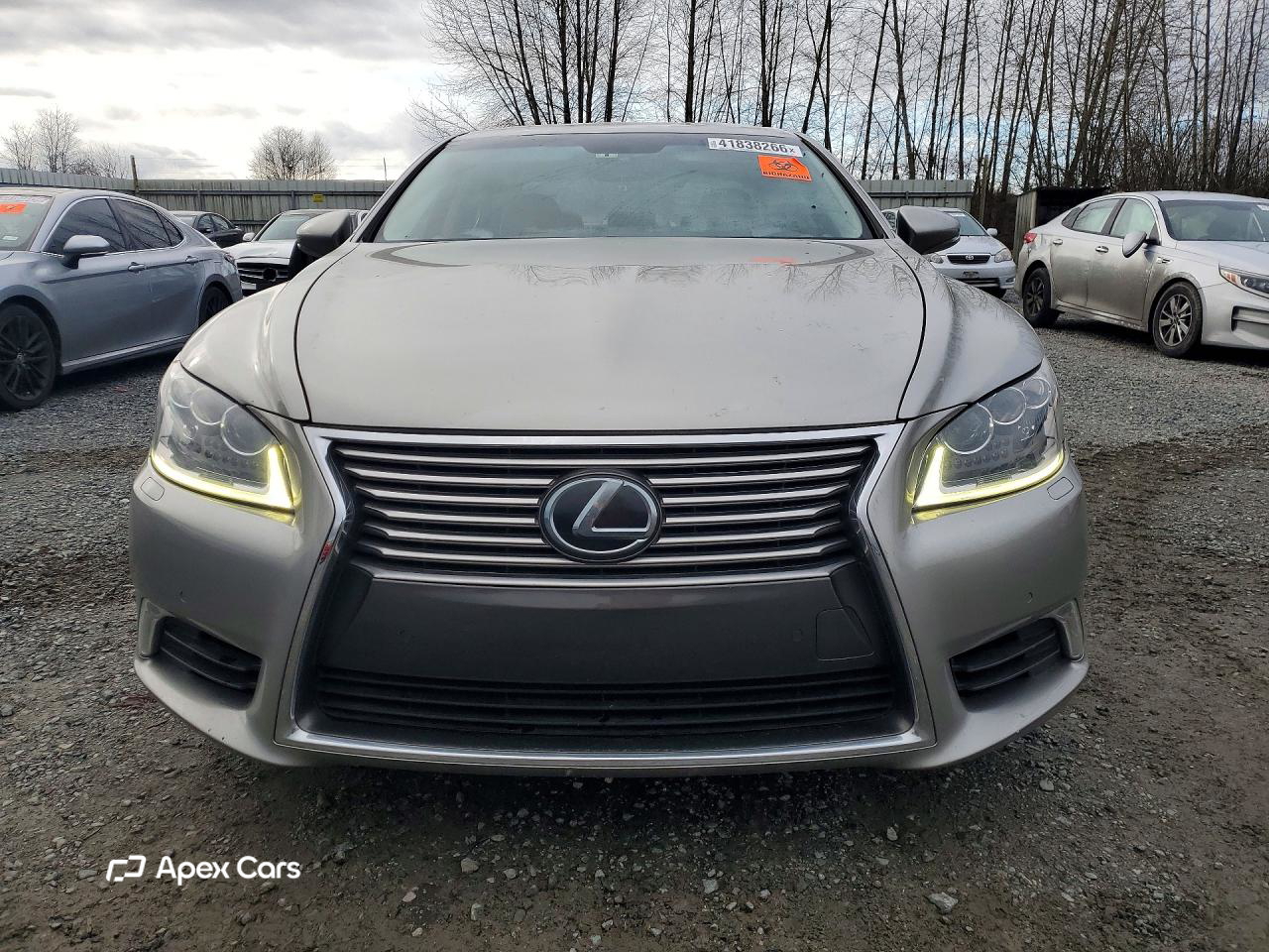 Lexus LS 2016
