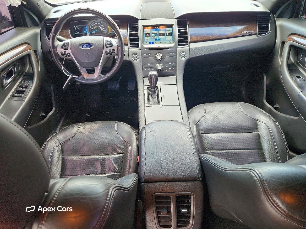 Ford Taurus 2016