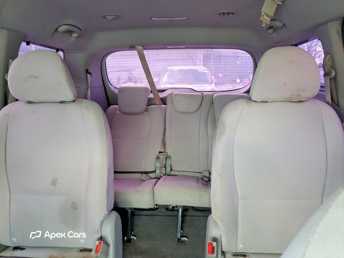 Kia Sedona 2016