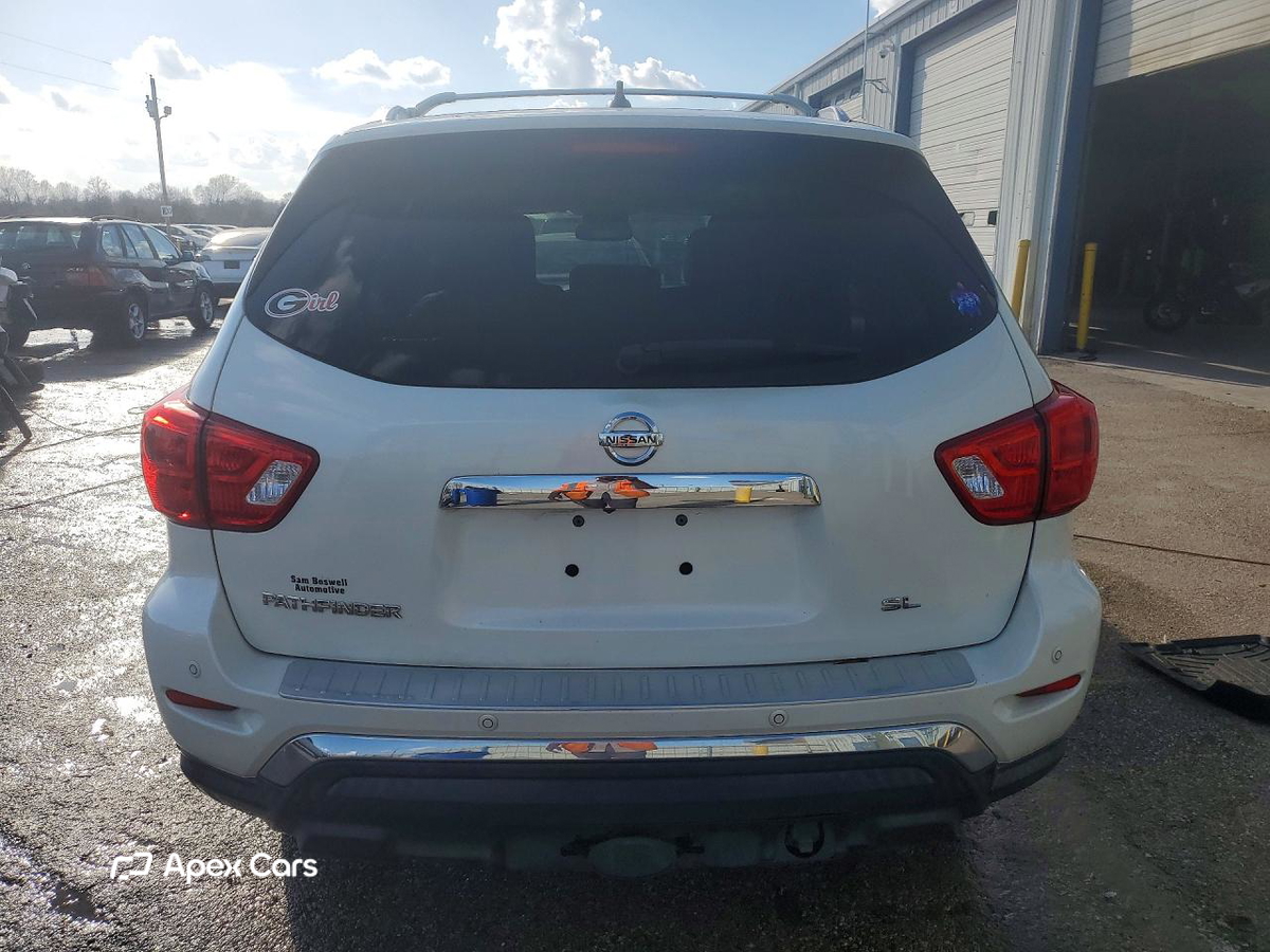 Nissan Pathfinder 2017