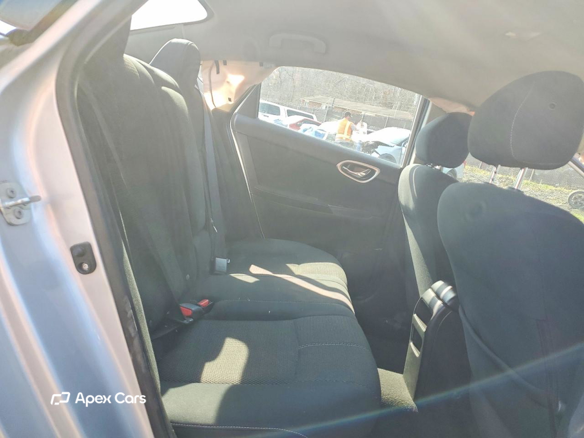 Nissan Sentra 2015