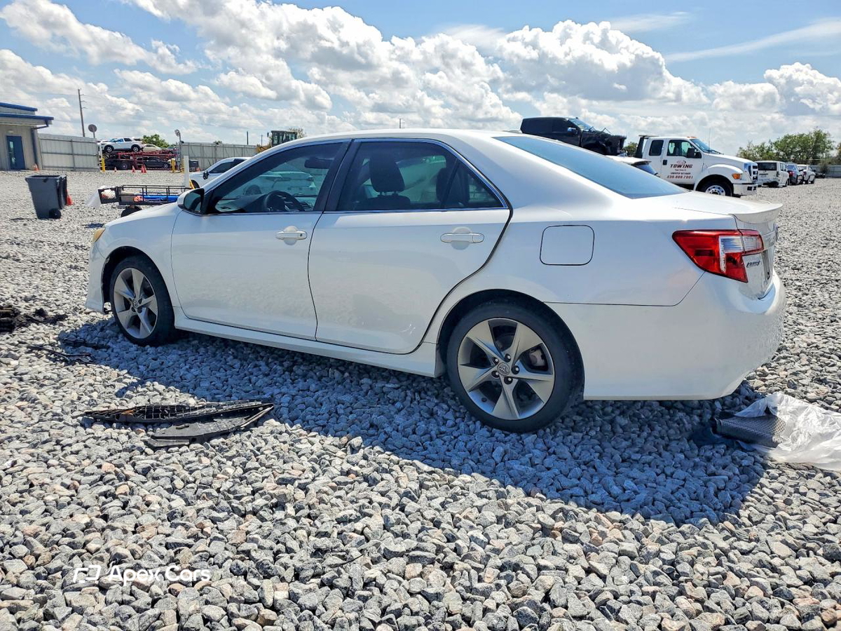 Toyota Camry 2012