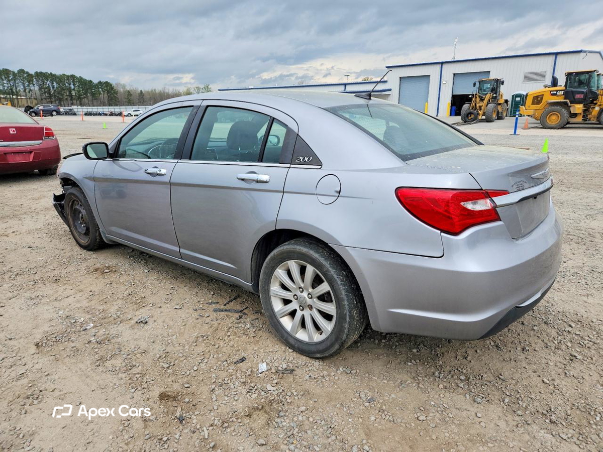 Chrysler 200 2013