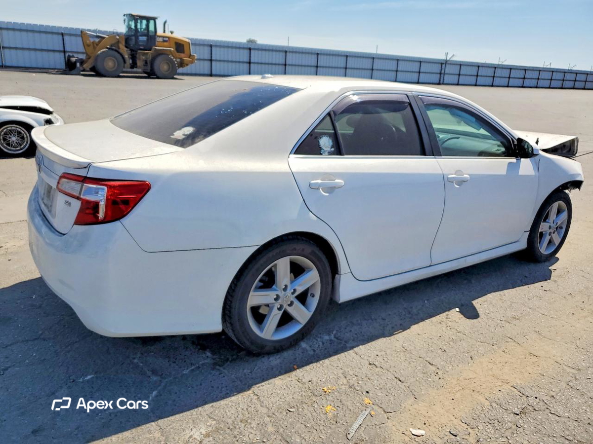 Toyota Camry 2012