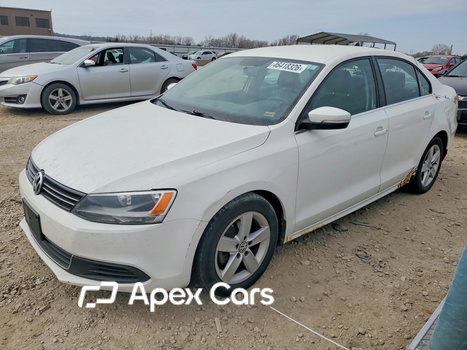 Volkswagen Jetta 2013 - Image 1 of 12