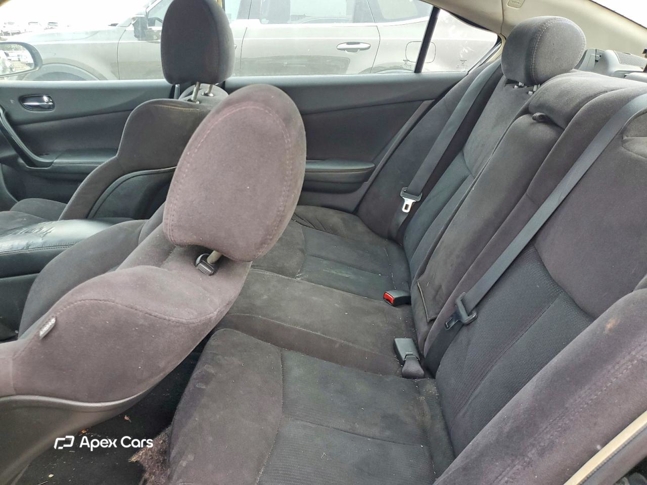 Nissan Maxima 2011