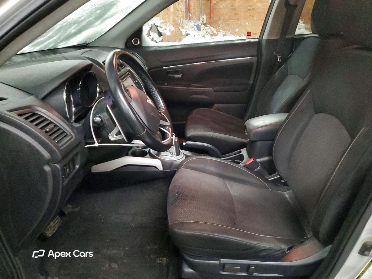 Mitsubishi Outlander 2014