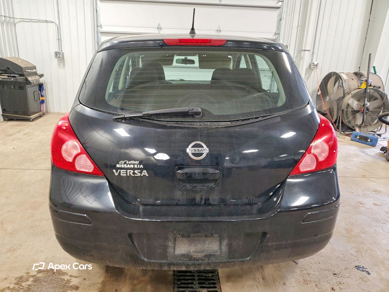 Nissan Versa 2011