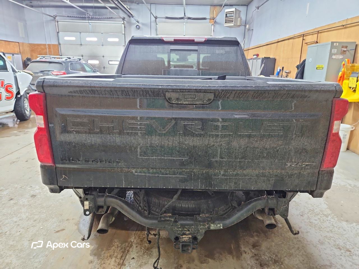 Chevrolet Silverado 2025