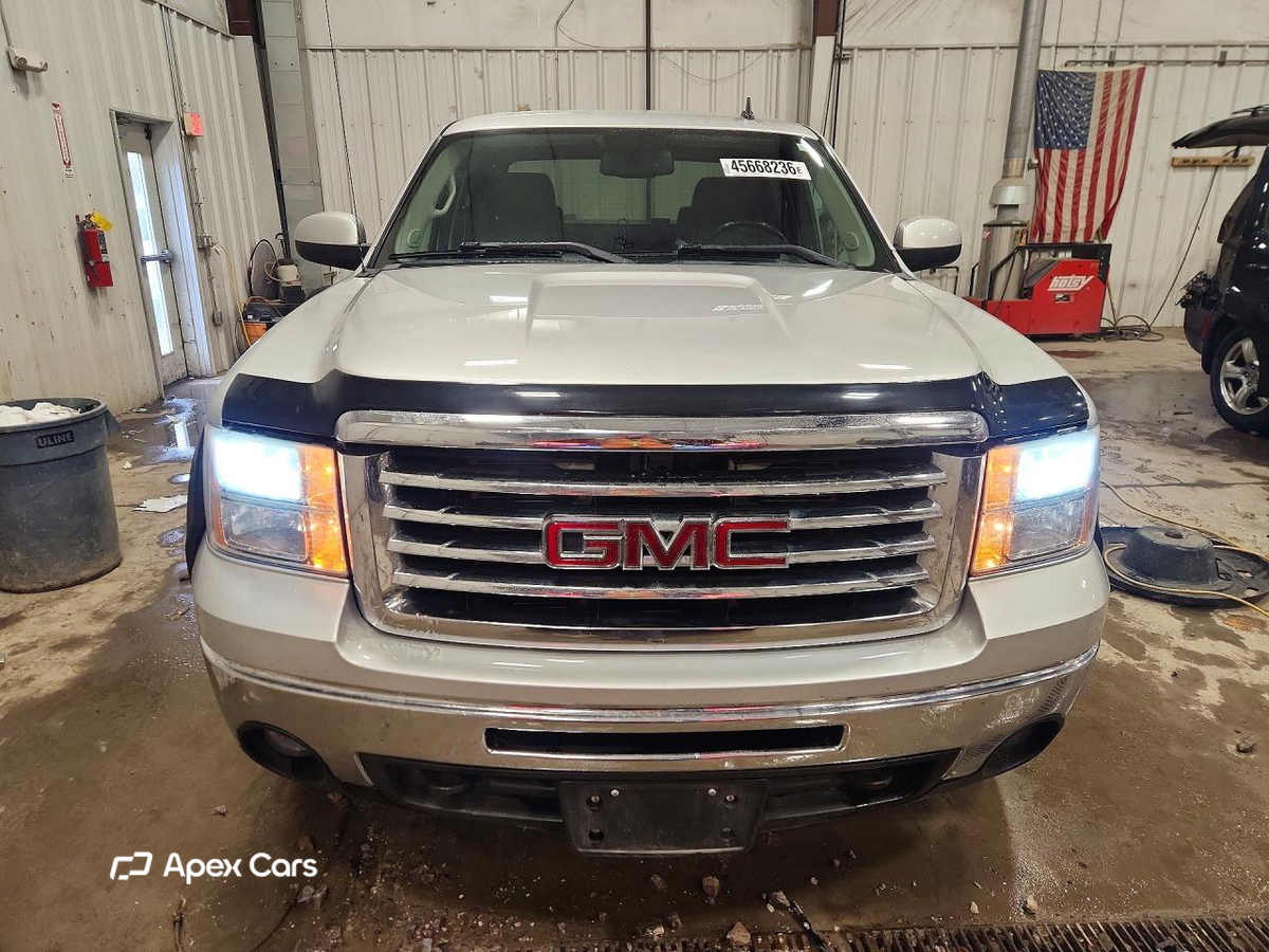GMC Sierra 2011