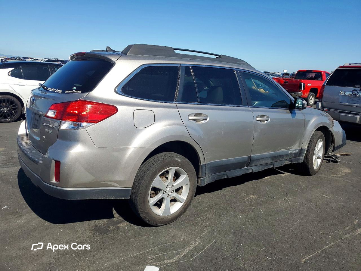 Subaru Outback 2014