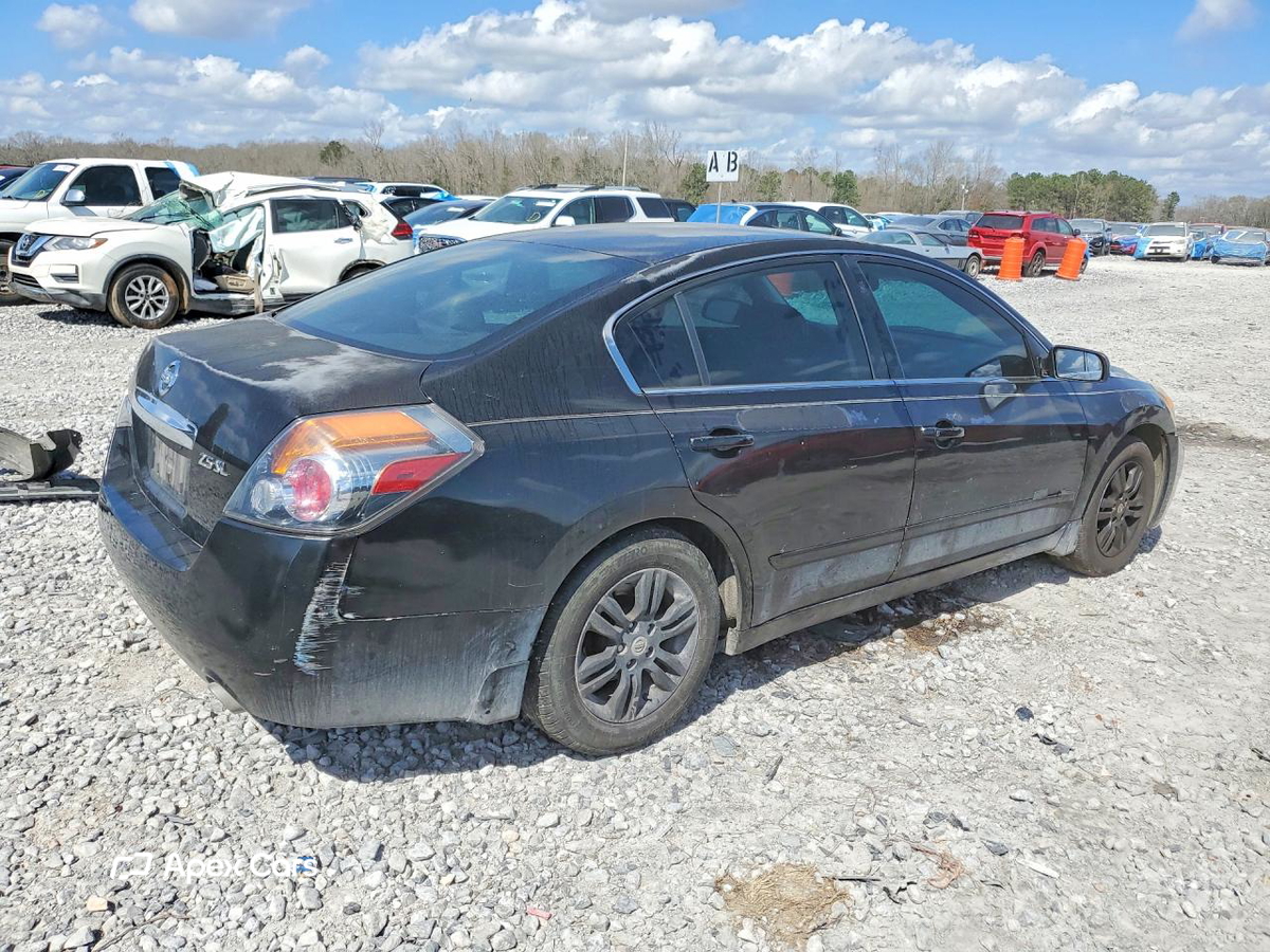 Nissan Altima 2012