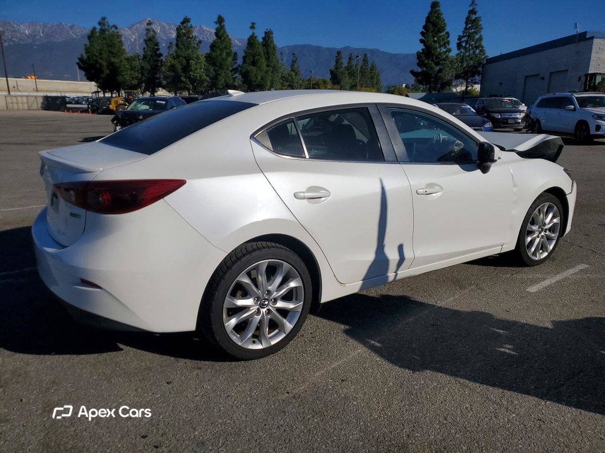 Mazda 3 2015