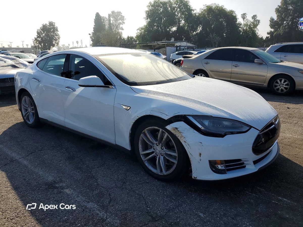Tesla Model S 2013