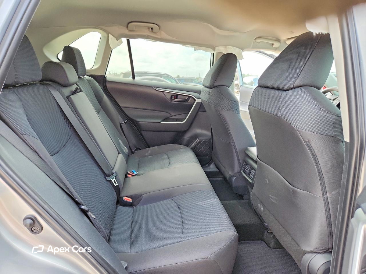 Toyota RAV 4 2025