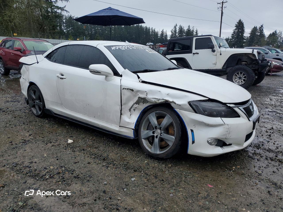 Lexus IS 2010