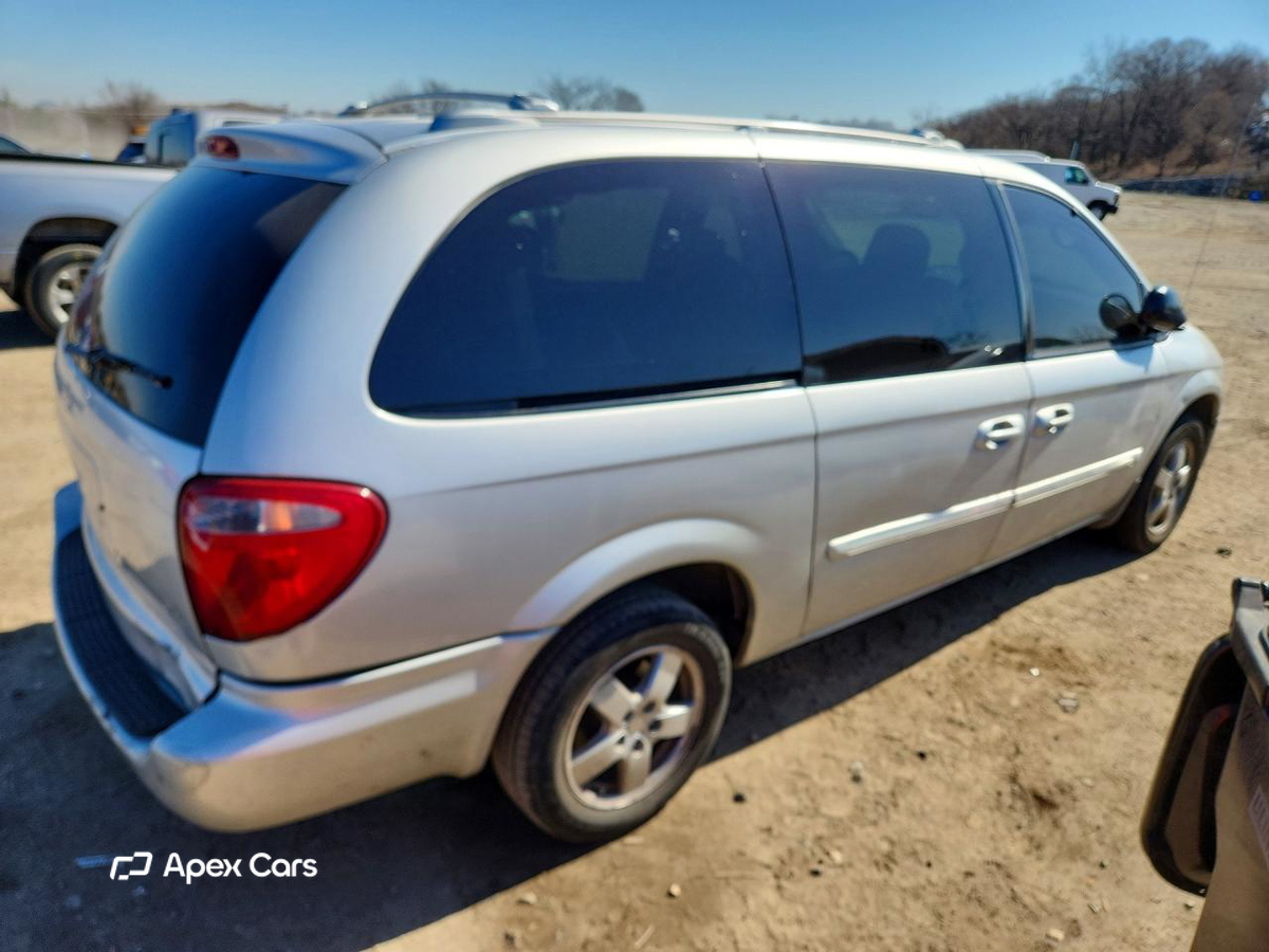 Dodge Caravan 2004