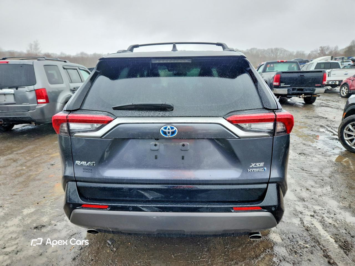 Toyota RAV 4 2021