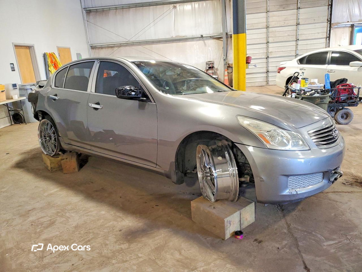 Infiniti G 2009