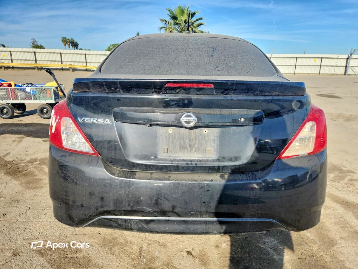 Nissan Versa 2019