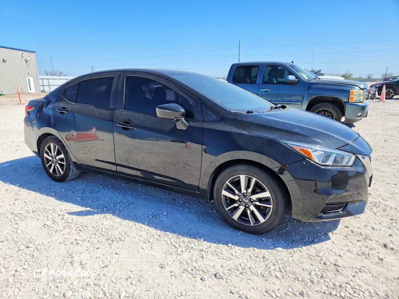 Nissan Versa 2021