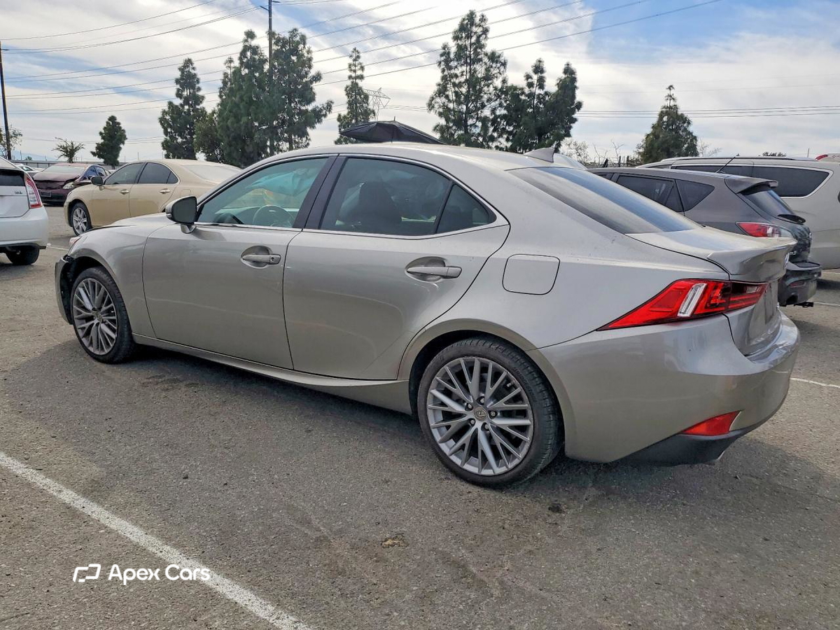 Lexus IS 2016
