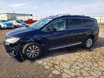 Chrysler Pacifica 2017