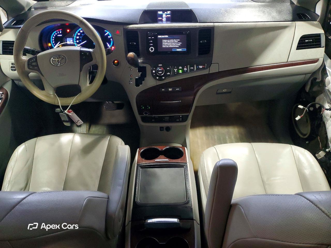 Toyota Sienna 2014