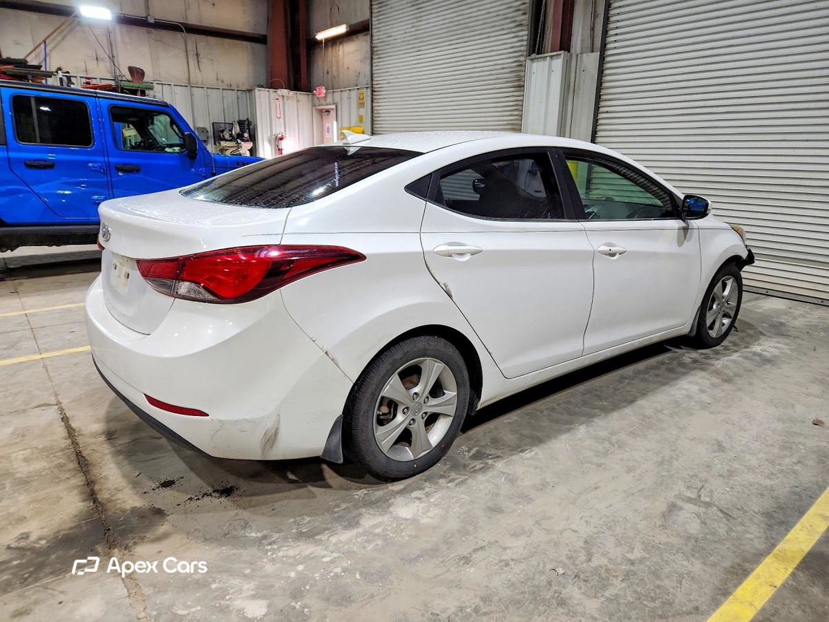 Hyundai Elantra 2016