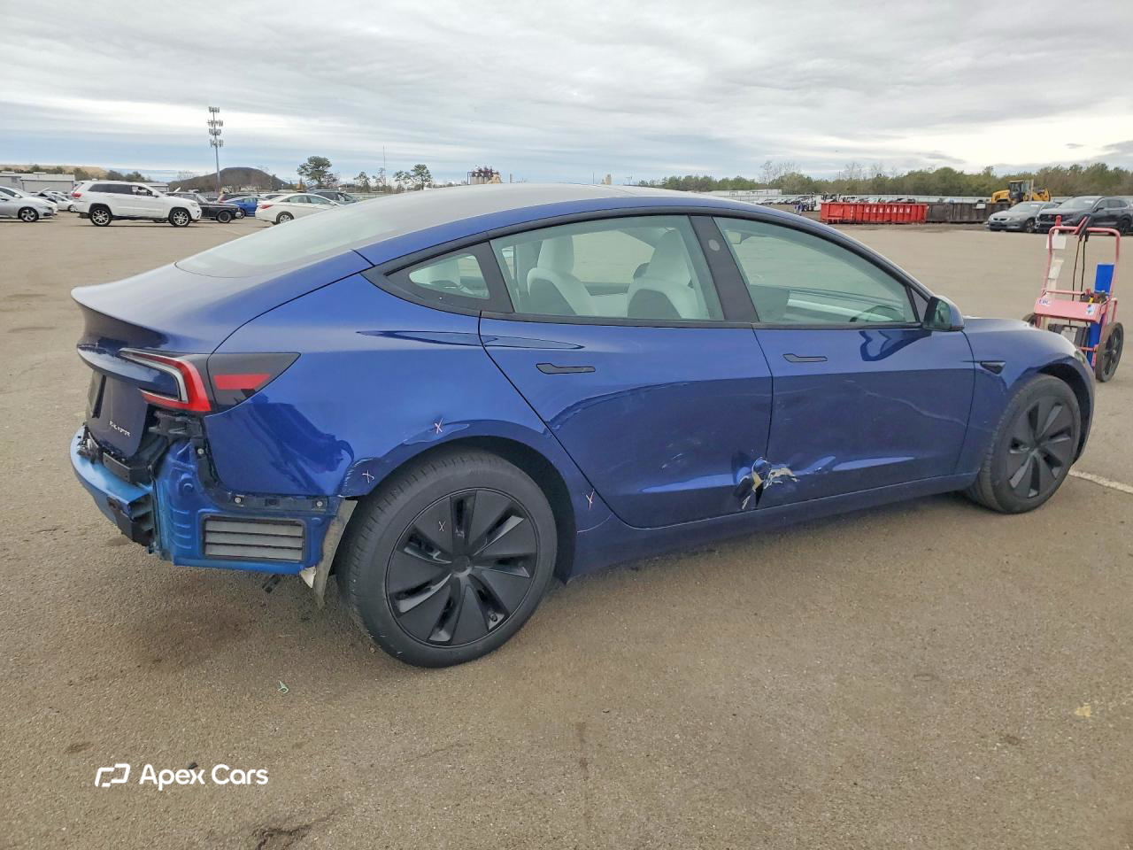 Tesla Model 3 2024