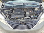 Toyota Sienna 2011