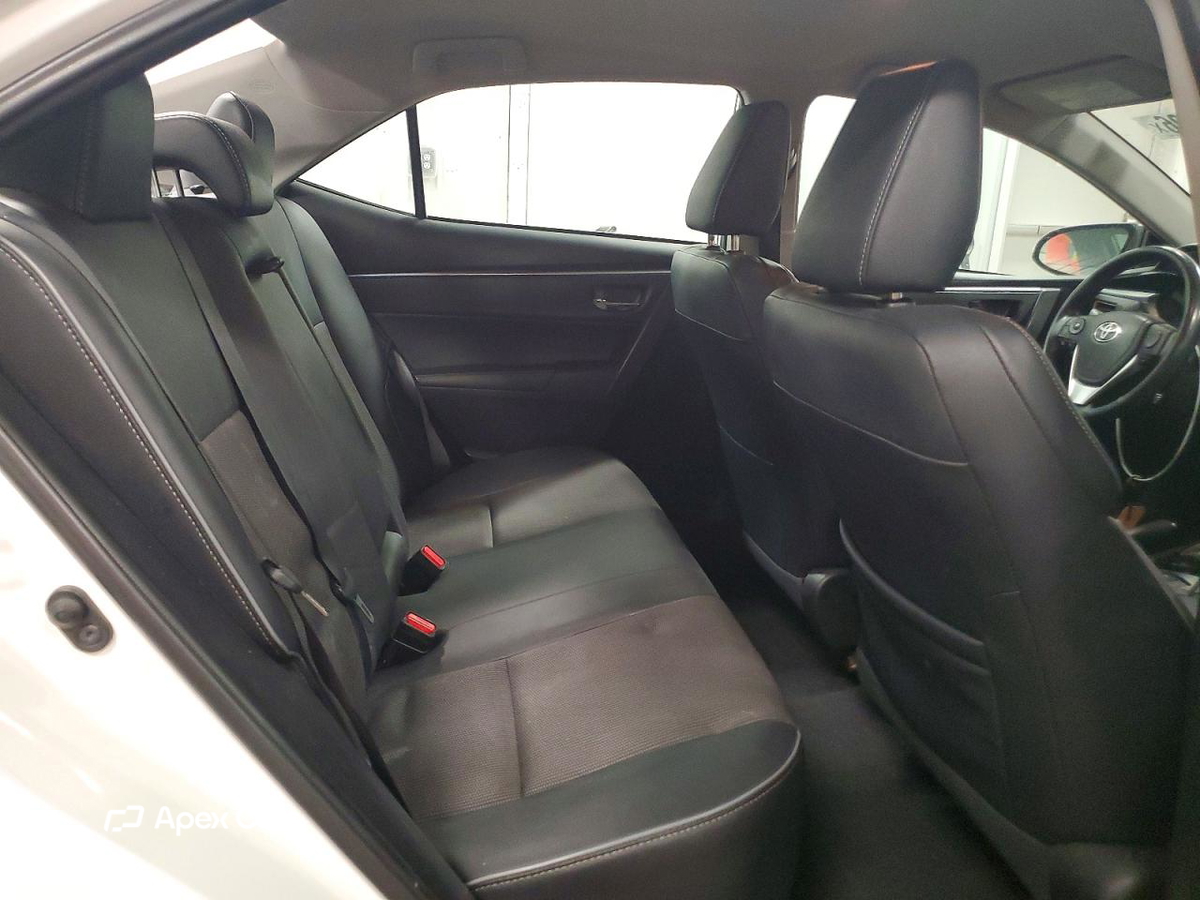 Toyota Corolla 2015