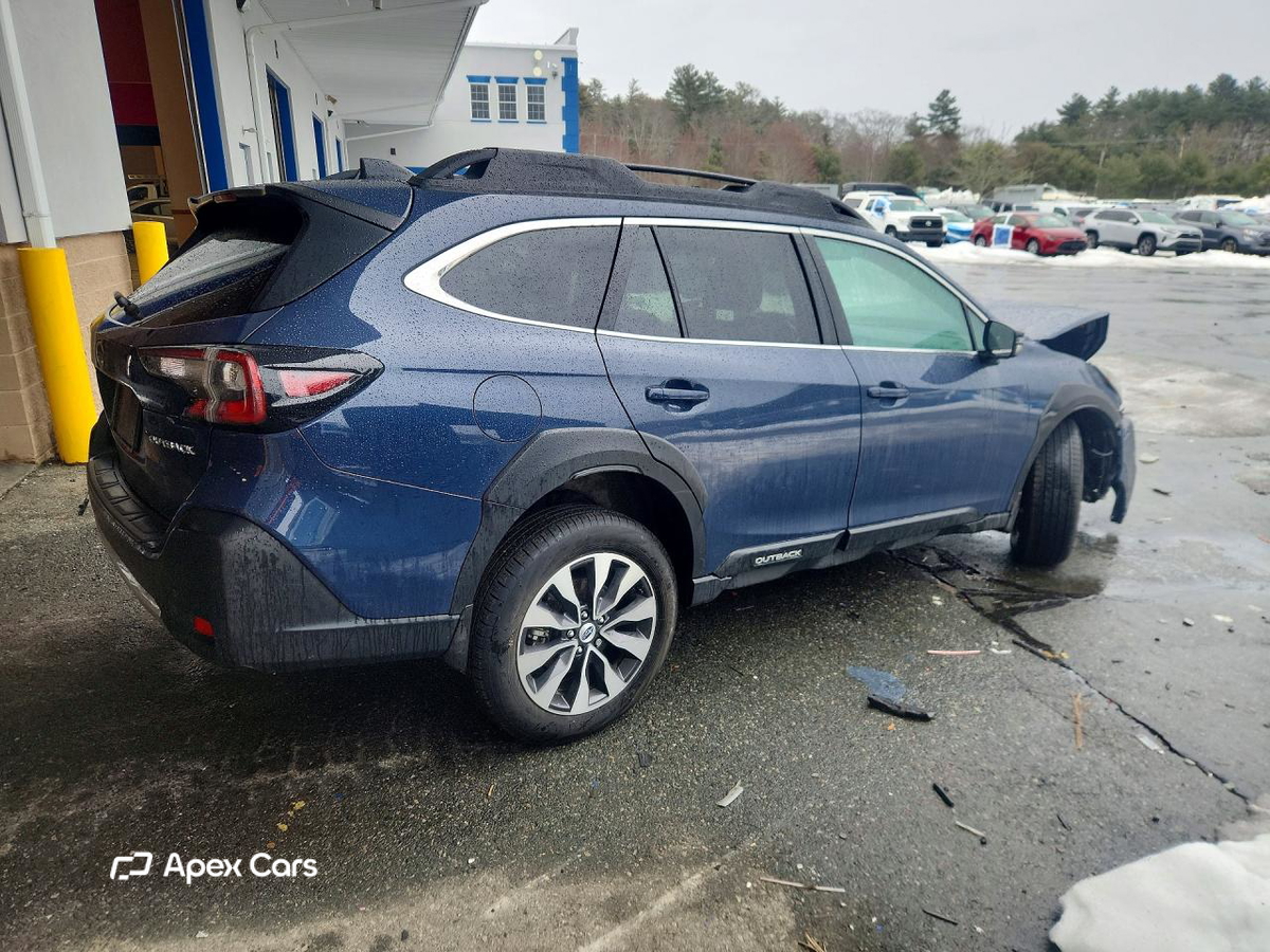Subaru Outback 2025