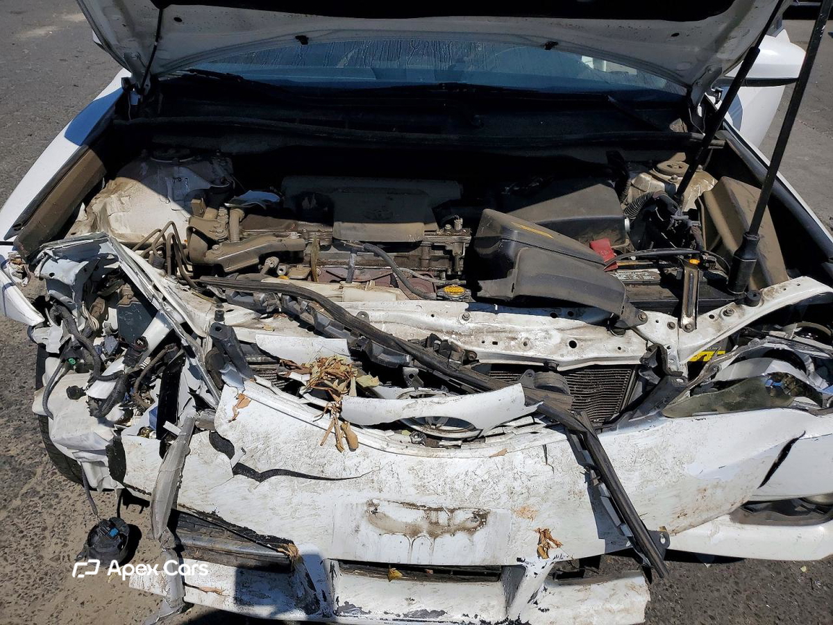 Toyota Camry 2012