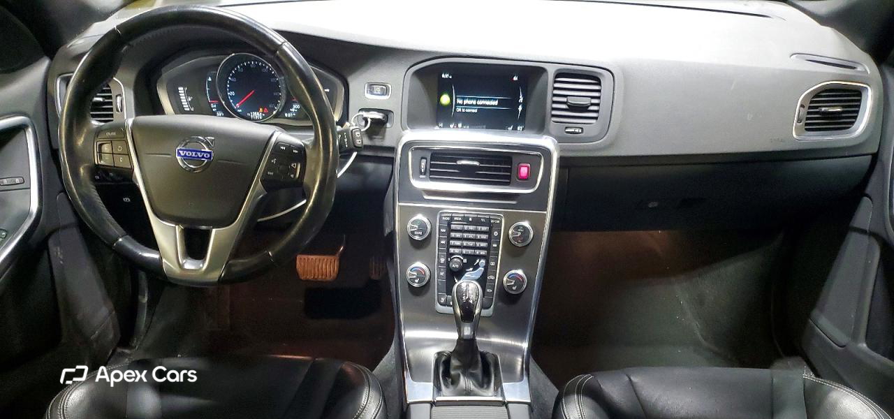 Volvo V60 2015