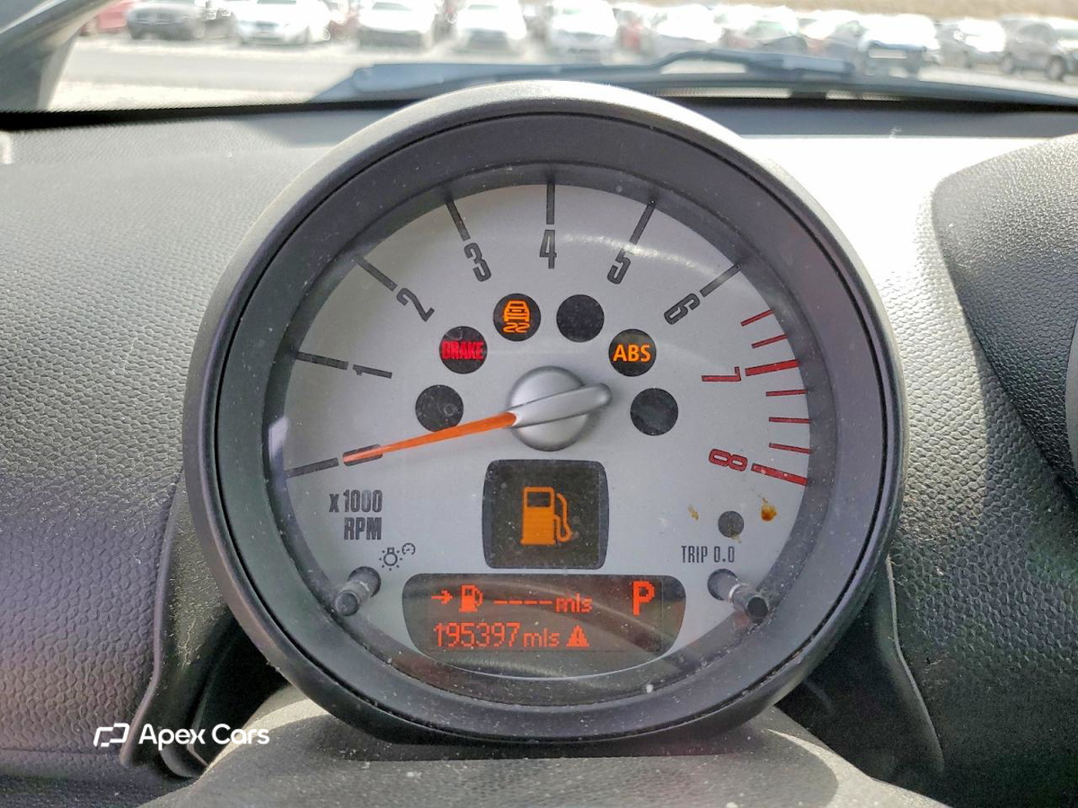 MINI Cooper 2012